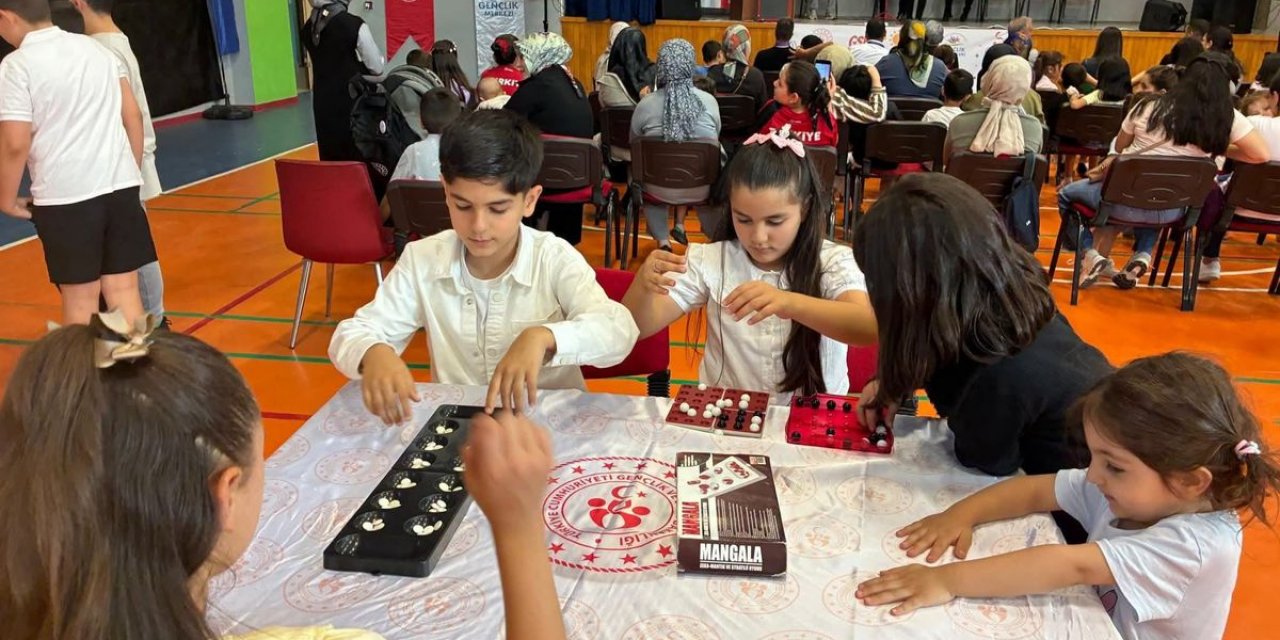 Ağrı’da 9-15 Yaş Grubu İçin Düzenlenen Gençlik Yaz Kulübü Dönemi Tamamlandı – N Gazete