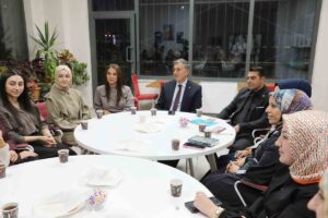 Ağrı’da öğretmenler Maarif’in Kalbinde Kitap Sohbetleri’nde okunacak kitabı belirledi – Haberler