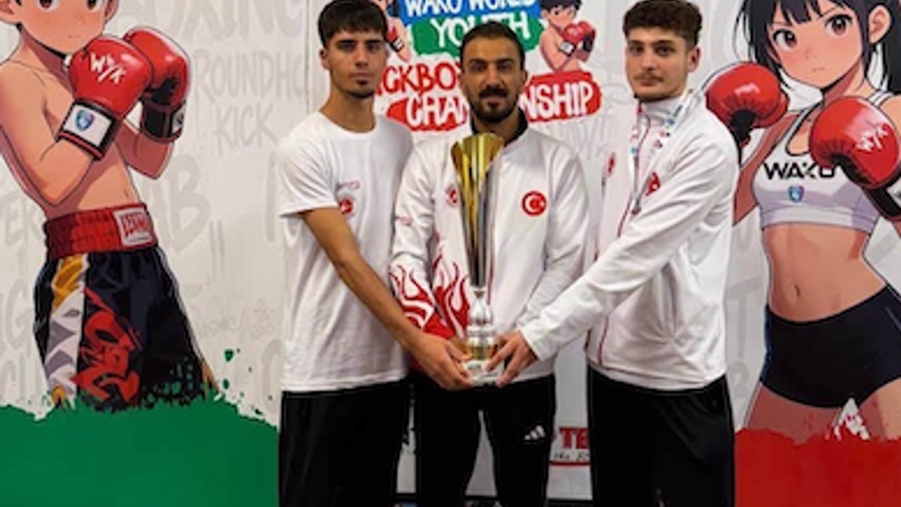 Erzurumlu sporcu Berat Önal dünya şampiyonu oldu – 61SAAT