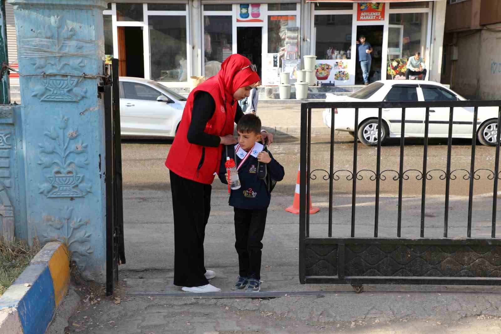 Ağrı’da 409 okul bahçe görevlisi öğrencilerin güvenliği için görev yapıyor İhlas Haber Ajansı – İhlas Haber Ajansı