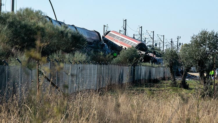 Son dakika… İspanya’da tren kazası: 46 ölü, 150 yaralı – Hürriyet