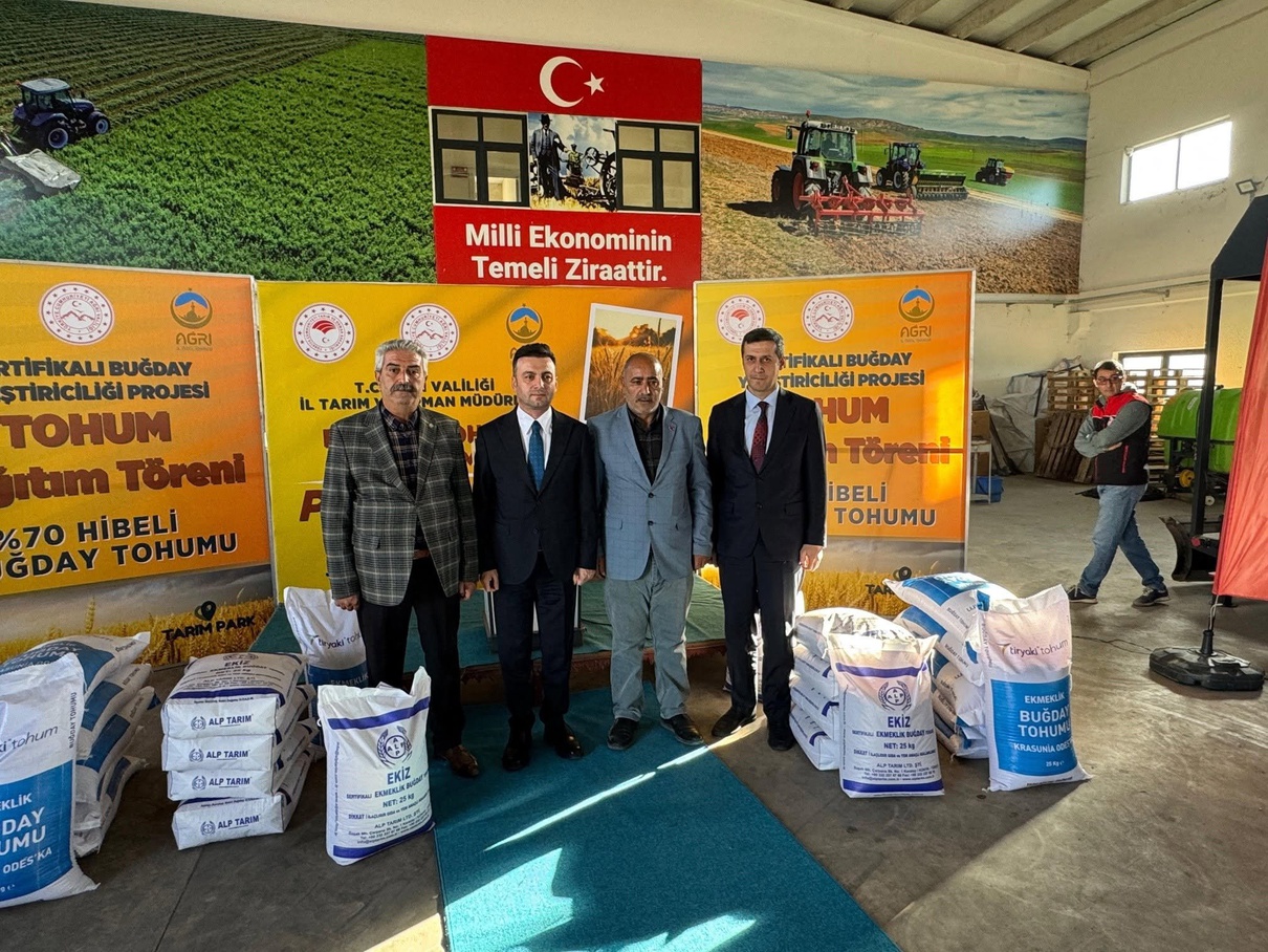 Ağrı’da sertifikalı buğday projesi kapsamında 1.100 çiftçiye 550 ton tohum dağıtıldı – Son Dakika