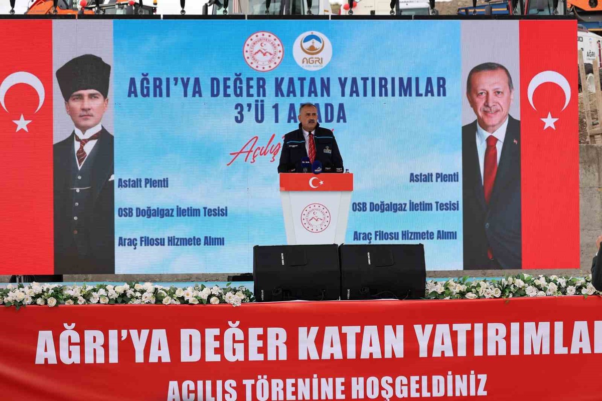Ağrı’da yaklaşık 1 milyar liralık üç yatırım Vali Bozkurt’un katılımıyla hizmete alındı – Son Dakika