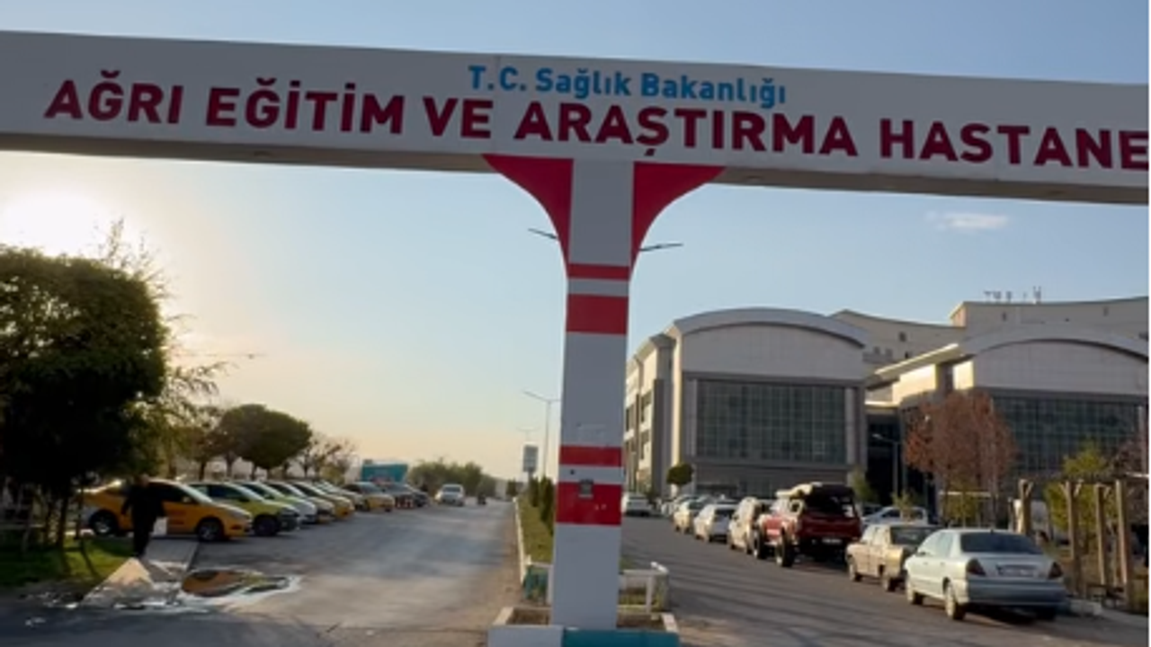 Ağrılı vatandaşlardan hastane isyanı: Ağrı’dan Erzurum’a gitmek ezikliktir – Doğubayazıt Gazetesi