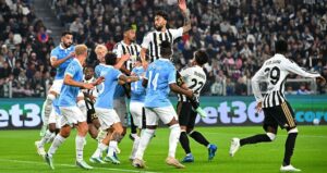 Milli yıldızlarımızın oynadığı dünya devi sahaya çıkaracak futbolcu bulamıyor – Sözcü Gazetesi